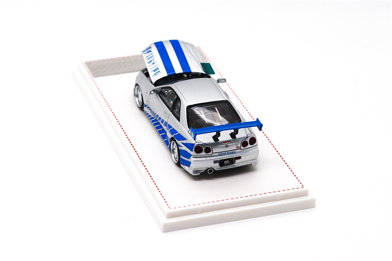 FH フォーカルホライズン 1:64 R34 シルバーブルー - Model Kit R34 のレビューと価格