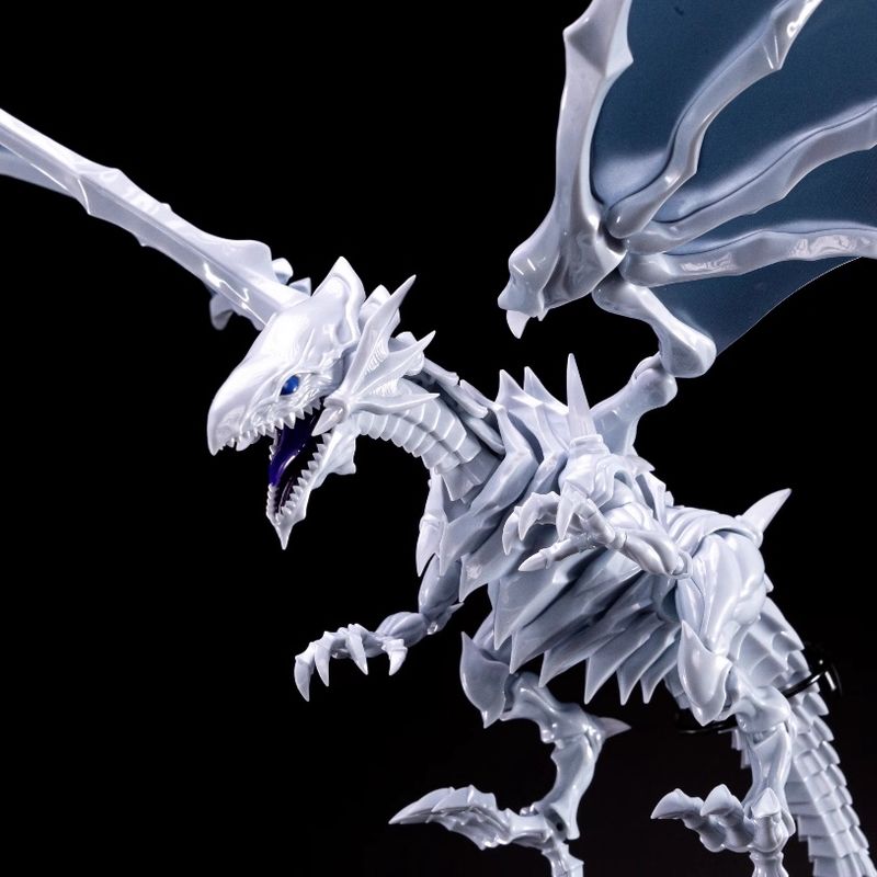 新しい遊戯王ブルーアイズホワイトドラゴンモデル金属スプレー塗 - Model Kit Yugioh Bandai のレビューと価格