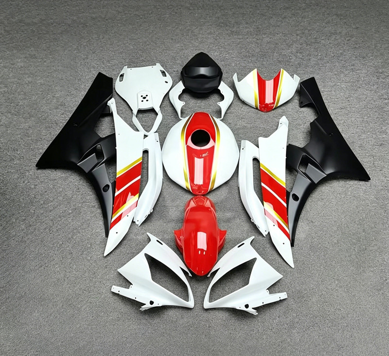 4つの新しいABSフェアリングキット - 2006年から20 - Model Kit Yamaha のレビューと価格