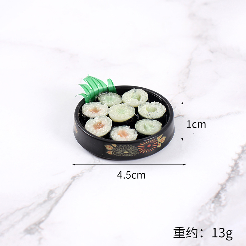 ミニゴールドパターン寿司盛り合わせ日本の弁当ミニチュア模造食 - Model Kitchen Set Pvc のレビューと価格